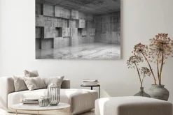 Obraz: Betonowe pomieszczenie z geometrycznymi wnękami