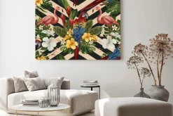 Obraz: Bezszwowy tropikalny deseniowy tło z tropikalnymi kwiatami, czerwoną