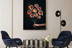 Obraz: Bukiet białych filiżanek kawy z plam, wyglądających jak kilka