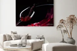 Obraz: Butelki i szklanki czerwonego wina