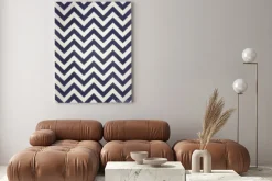 Obraz: Ciemne granatowe i czarne szewrony tekstury na starym białym