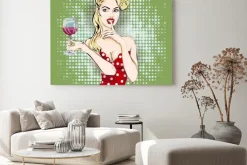 Obraz: Ciii pop art twarz kobiety z palcem na ustach i kieliszkiem wina