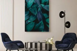 Obraz: Closeup nature view of green leaf in garden, dark wallpaper concept,