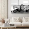 Obraz: Człowiek gym push-up pushup siły z hantle
