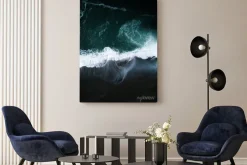 Obraz: Dark wave arial shot