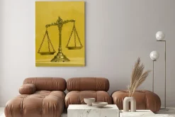 Obraz: Dekoracyjne scales of justice w sądzie