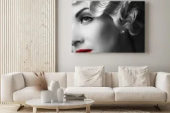 Obraz: Elegancka blond kobieta retro