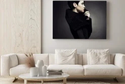 Obraz: Elegancka pani w płaszczu