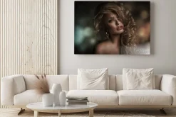 Obraz: Idealna kobieta twarz z ciemnym tle