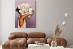 Obraz: Kobieta z białymi kwiatami