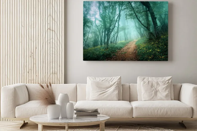 Obraz: Las we mgle tajemniczy krajobraz