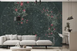 Obraz: Mandala na zielonym tle wśród róż