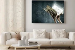 Obraz: Otwarta magiczna książka z magicznymi światłami