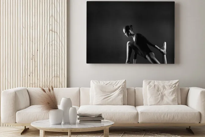 Obraz: Portret młodej pięknej kobiety gimnastyczki