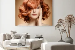 Obraz: Portret piękno. kręcone włosy