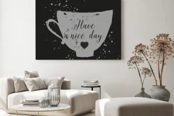 Obraz: Ręcznie rysowane tuszem kubek z napisem.