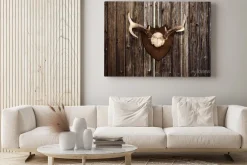 Obraz: Rogi na drewnianej ścianie