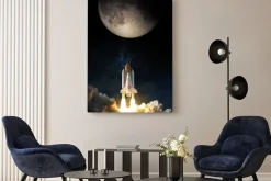 Obraz: Space shuttle with bitcoin icon takes off into space fly to the