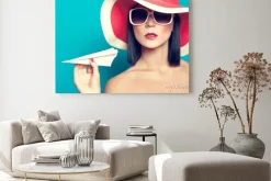 Obraz: Summer girl gospodarstwa samolotu