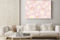 Obraz: Tęcze i stokrotki na różowym pastelowym tle