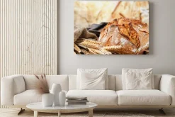 Obraz: Tradycyjny chleb świeżo upieczony