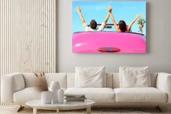 Obraz: Wolność - szczęśliwy wolny para w samochodzie