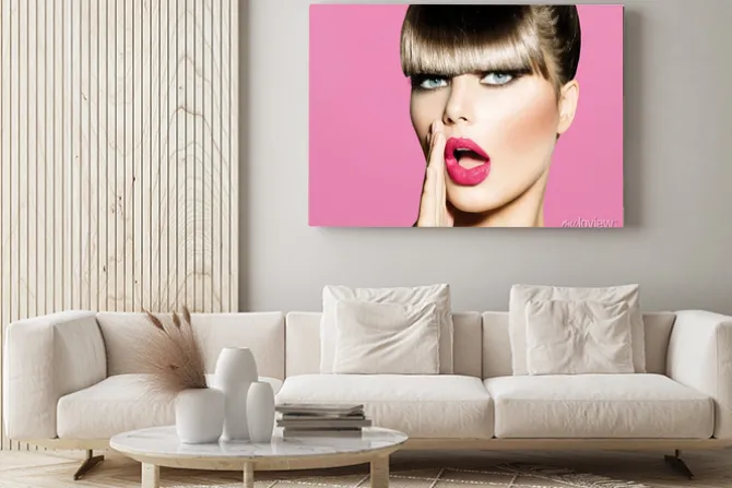 Obraz: Zdziwiona kobieta z otwartymi ustami. pin up girl