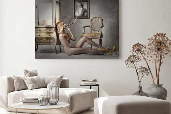 Obraz: Zmysłowa naga kobieta z cygarem
