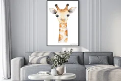 Plakat: A poster with a baby giraffe. watercolor cartoon giraffetropical