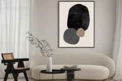 Plakat: Abstrakcyjne kształty na beżowym tle