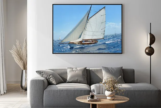 Plakat: Żaglówka płynąca po morzu