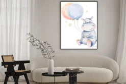 Plakat: Bajkowy hipopotam z balonikami w dłoniach