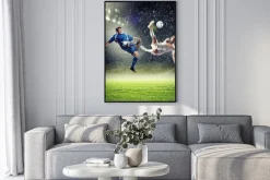 Plakat: Dwóch piłkarzy uderzając piłkę