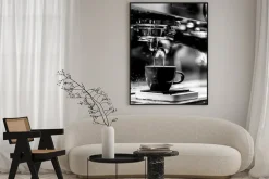 Plakat: Filiżanka kawy czarno-biała fotografia