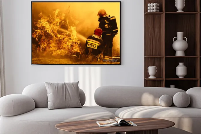 Plakat: Gaszenie pożaru przez strażaków