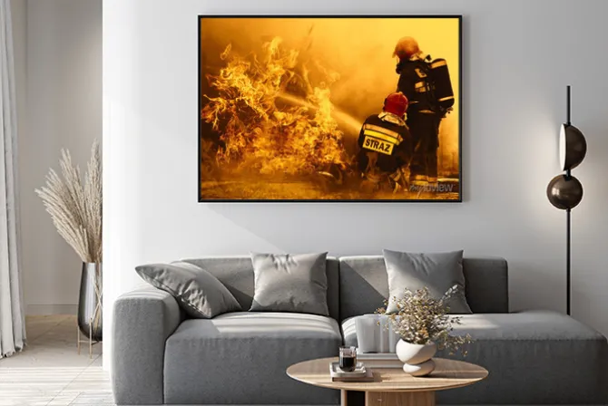 Plakat: Gaszenie pożaru przez strażaków