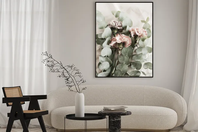 Plakat: Gałązki eukaliptusa i kwiaty goździki