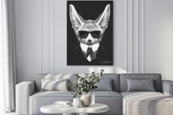 Plakat: Ilustracja lisa fenka w garniturze