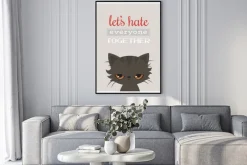 Plakat: Ilustracja z kotem i sloganem na szarym tle