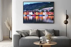 Plakat: Kamieniczki norweskiego miasta odbijające się w wodzie