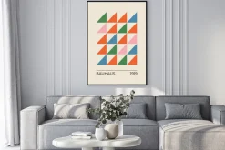 Plakat: Kolorowe trójkąty geometryczna kompozycja w stylu bauhaus