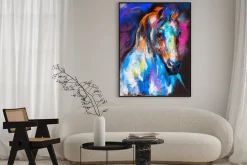 Plakat: Kolorowy koń w stylu pasteli na tekturze