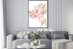 Plakat: Królik z dużym bukietem kwiatów