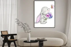 Plakat: Królik z kwiatami i motylem