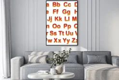 Plakat: Litery alfabetu na czarnym tle