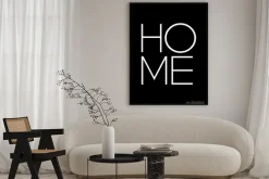 Plakat: Minimalistyczny napis home na czarnym tle