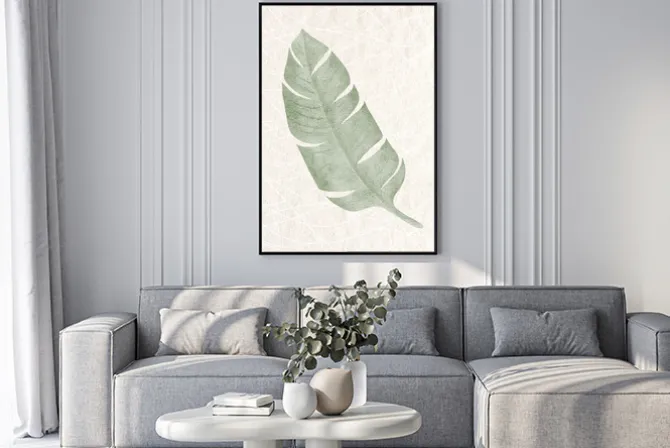 Plakat: Minimalistyczny zielony liść na beżowym tle