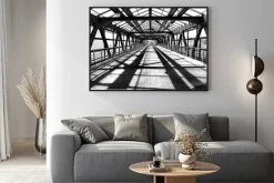 Plakat: Monochromatyczny żelazny most