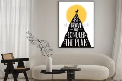 Plakat: Napis motywacyjny wpisany w kształt góry