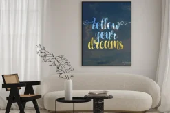 Plakat: Napis podążaj za marzeniami